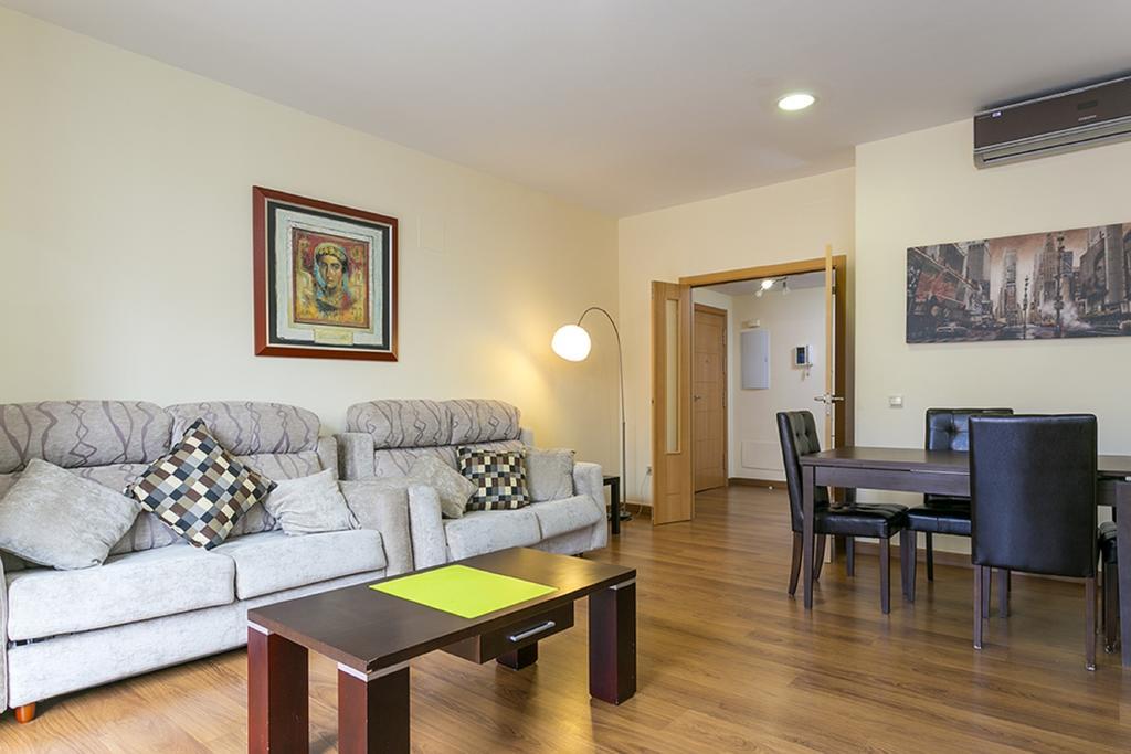 Apartments Center Madri Quarto foto